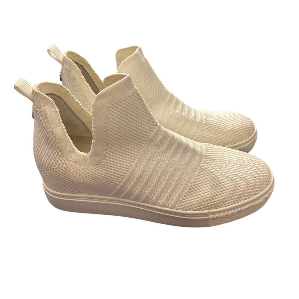 Steve Madden‎ White Slip In Sneakers Shoes Size 7.5M Pre-owned
